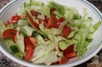 овощной салат с айсбергом