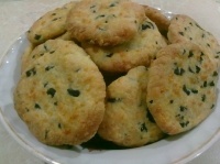 Печенье сырное с маслинами