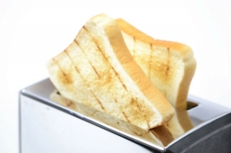 Гастрономический бум: ТОП-5 вкуснейших рецептов для тостера Russell Hobbs