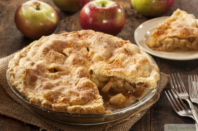 Пирог яблочный. Фото: Shutterstock