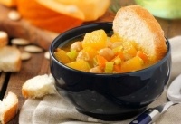 Тыквенный суп с нутом «Сон овощного гурмана»