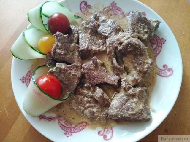 калории в печени куриной. 100 грамм печени говяжьей.