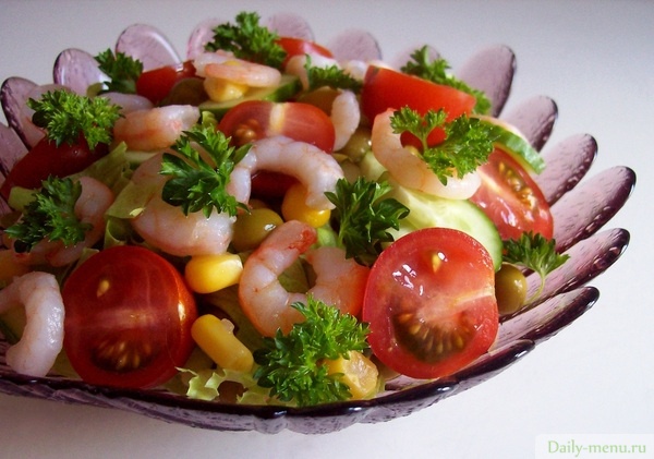 Салат из овощей с креветками "Привет, море"